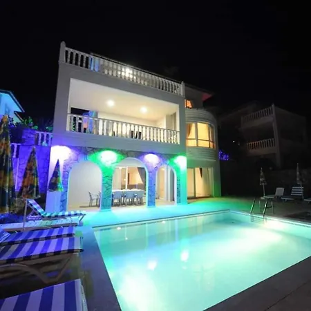 Grand View Deluxe 52 Villa